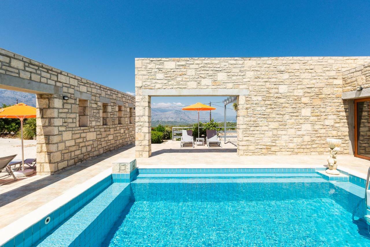 Villa Ypsilon Karotí Exteriér fotografie