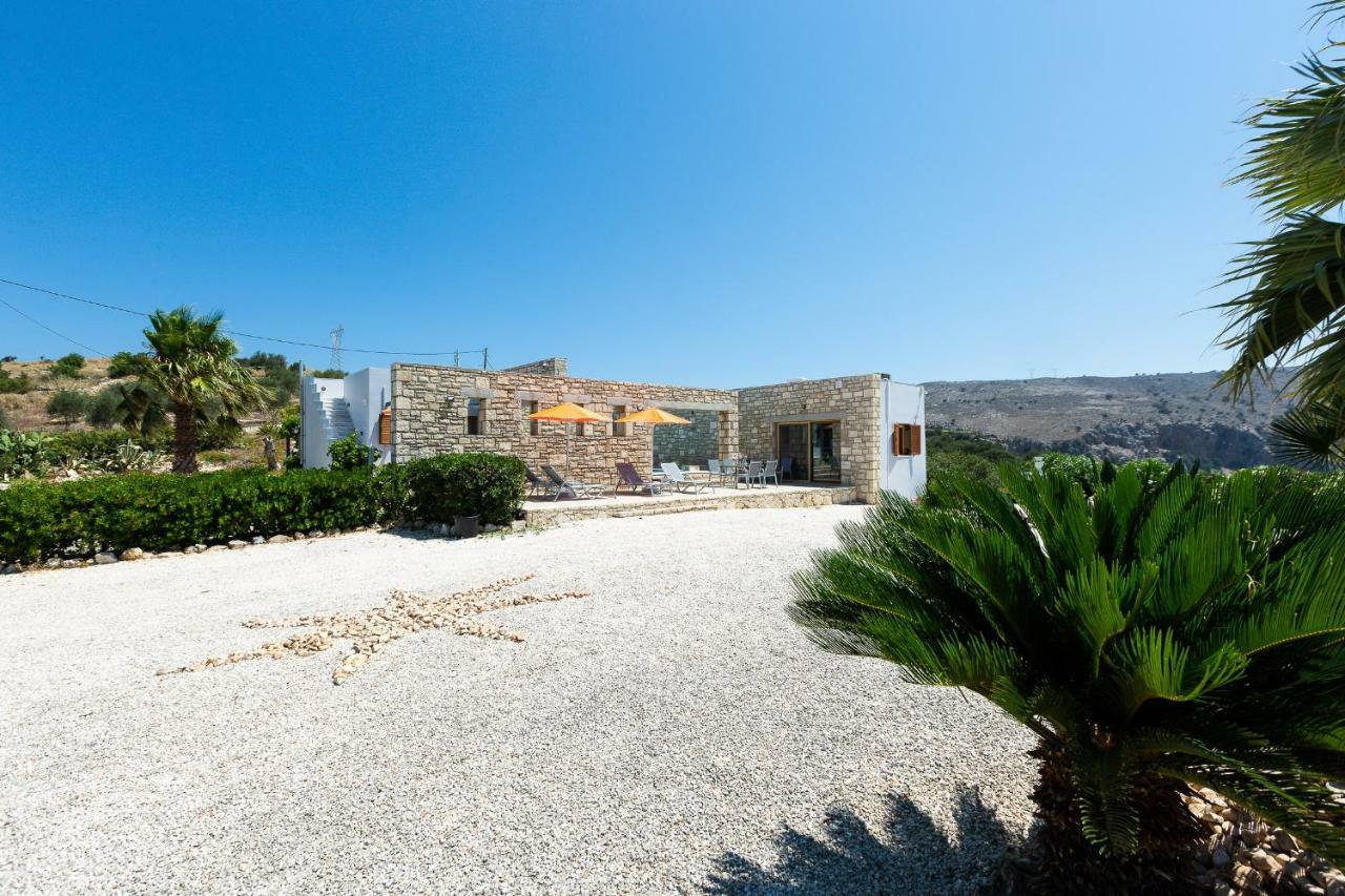 Villa Ypsilon Karotí Exteriér fotografie