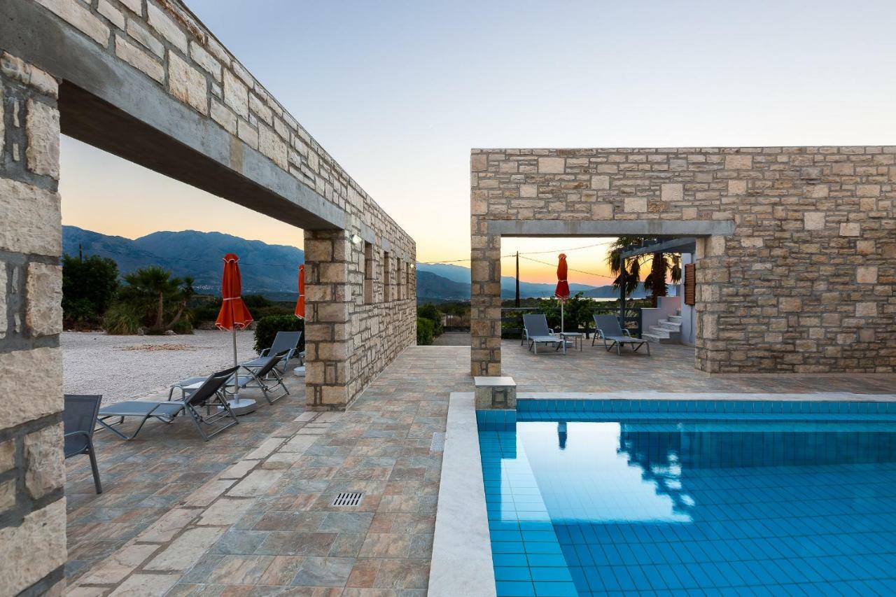 Villa Ypsilon Karotí Exteriér fotografie