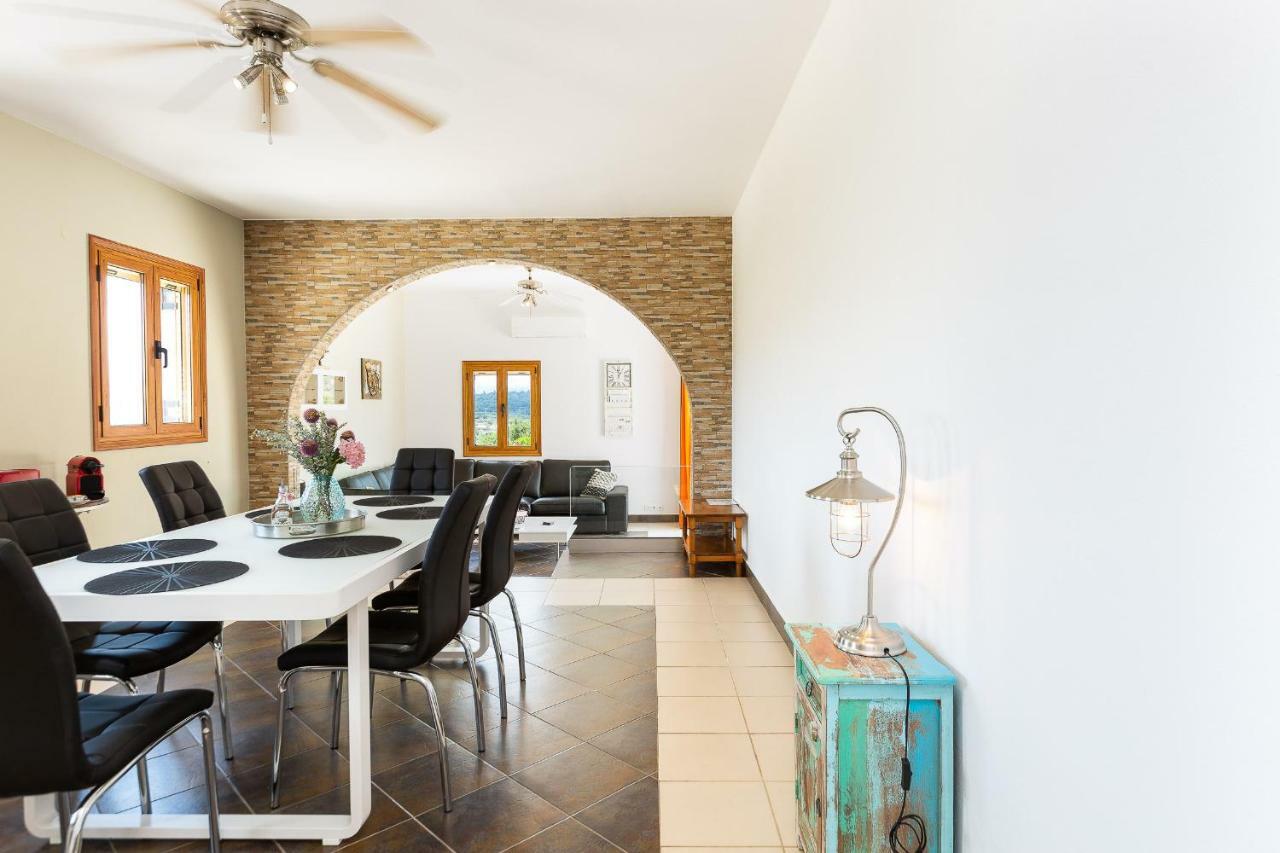 Villa Ypsilon Karotí Exteriér fotografie
