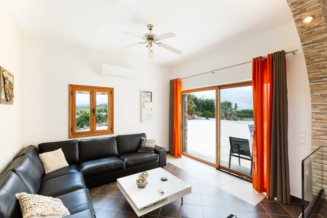Villa Ypsilon Karotí Exteriér fotografie